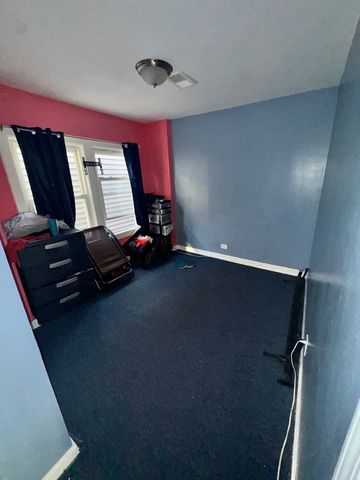 5015 N Kimberly Avenue, Chicago, IL 60630