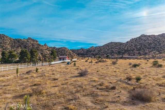 59 Curtis Road, Pioneertown, CA 92268