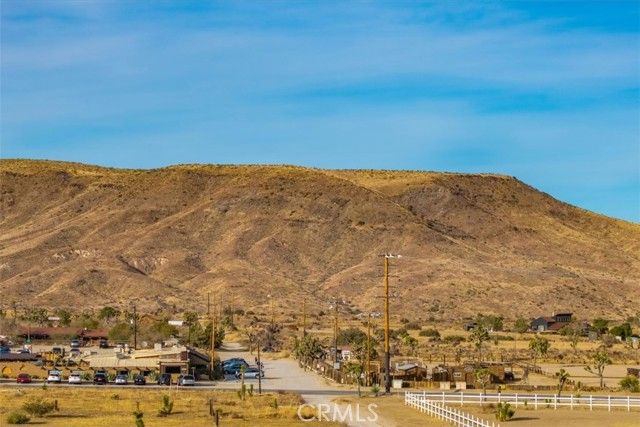 59 Curtis Road, Pioneertown, CA 92268