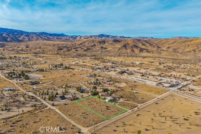 59 Curtis Road, Pioneertown, CA 92268