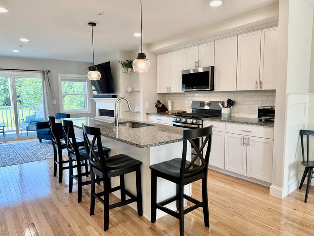 35 Lenox Drive B, Dover, NH 03820