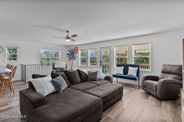 115 SE 43rd Street, Oak Island, NC 28465