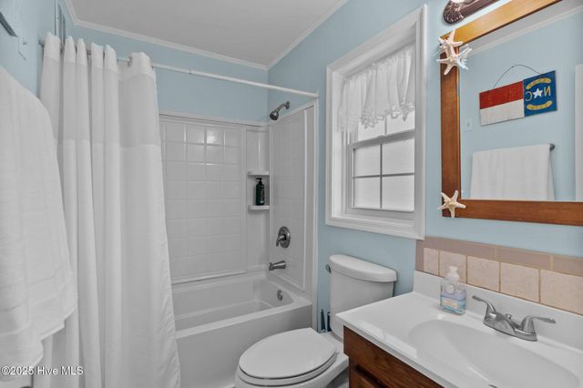 115 SE 43rd Street, Oak Island, NC 28465