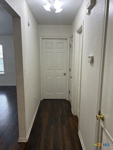 301 W Avenue D, Copperas Cove, TX 76522