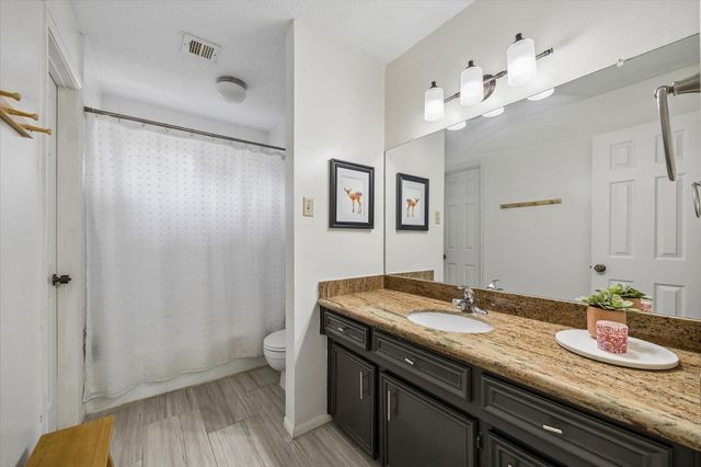 2107 Ashgrove Drive, Houston, TX 77077