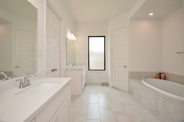 1413 Swayze Street, Magnolia, TX 77354