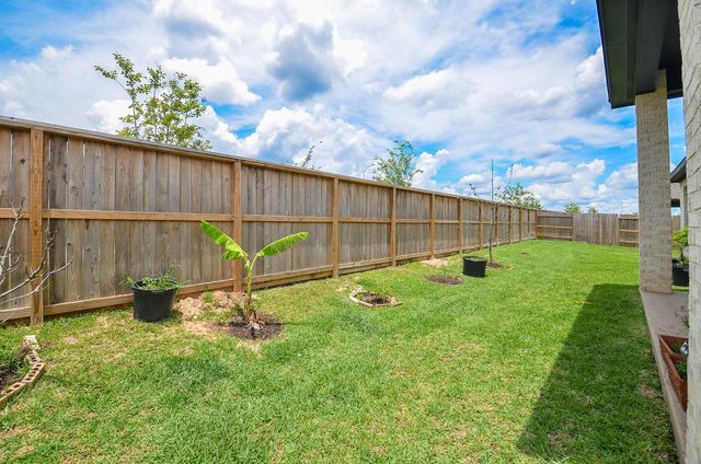 1413 Swayze Street, Magnolia, TX 77354