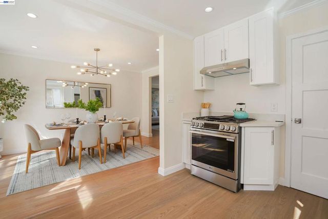 939 Bradley Dr, Daly City, CA 94015