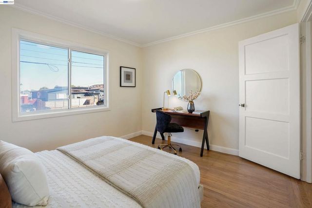 939 Bradley Dr, Daly City, CA 94015