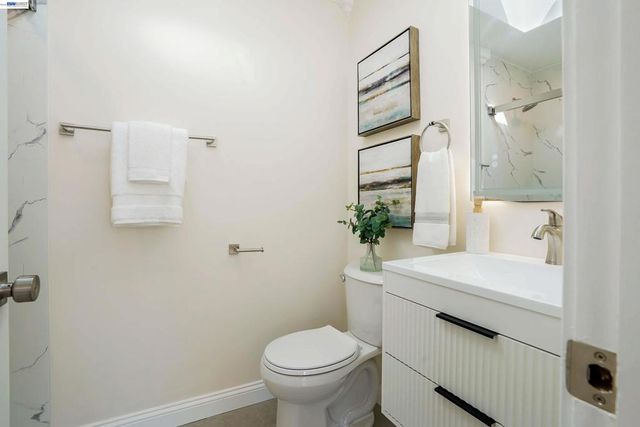 939 Bradley Dr, Daly City, CA 94015