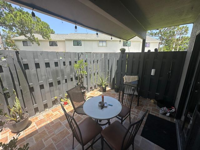 3801 INLET Circle, Greenacres, FL 33463