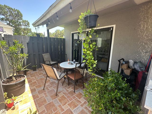 3801 INLET Circle, Greenacres, FL 33463