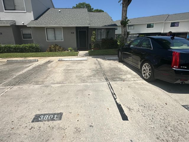 3801 INLET Circle, Greenacres, FL 33463