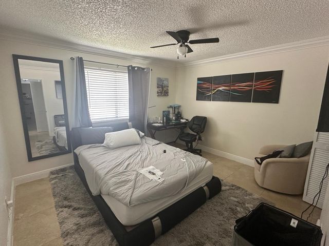 3801 INLET Circle, Greenacres, FL 33463