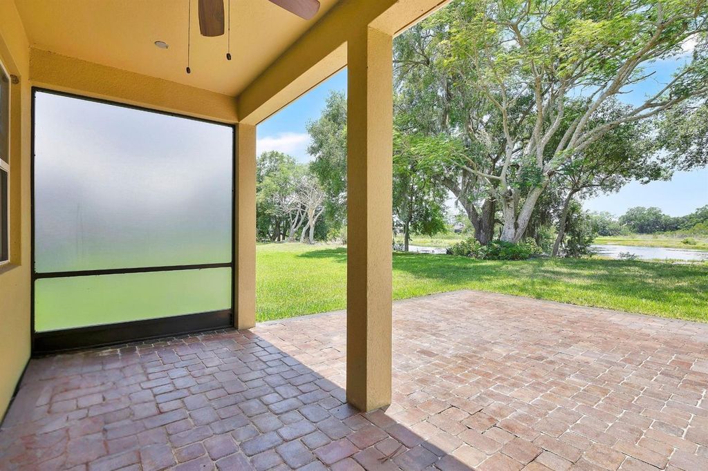 Image 17 of property listing at 14254 SERANOA DRIVE, Orlando, FL 32824