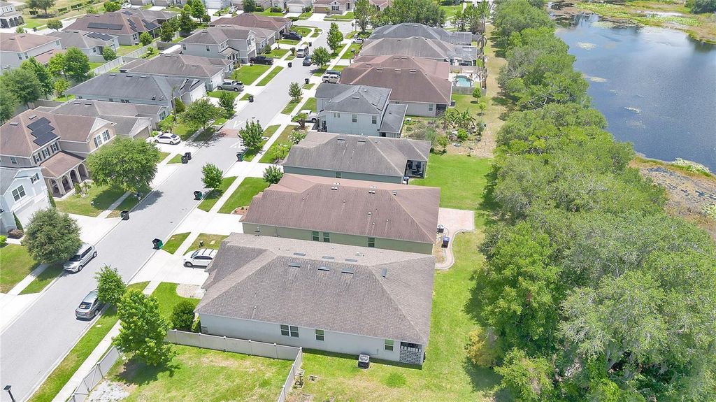 Image 24 of property listing at 14254 SERANOA DRIVE, Orlando, FL 32824