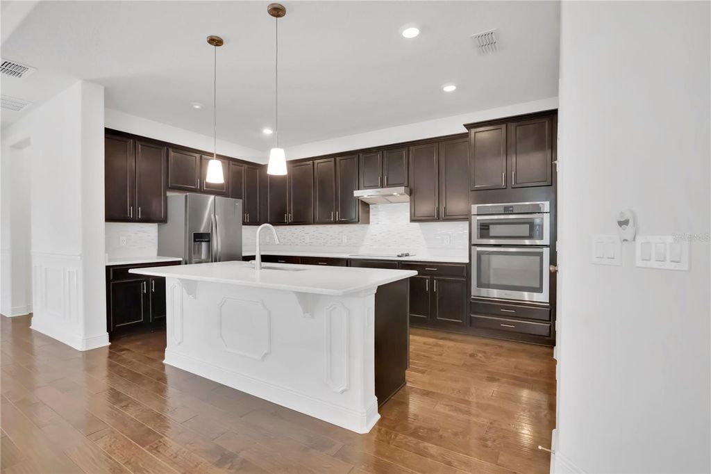 Image 7 of property listing at 14254 SERANOA DRIVE, Orlando, FL 32824