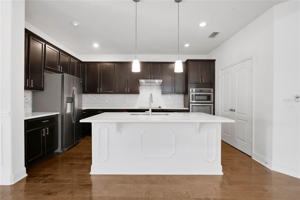 Image 8 of property listing at 14254 SERANOA DRIVE, Orlando, FL 32824