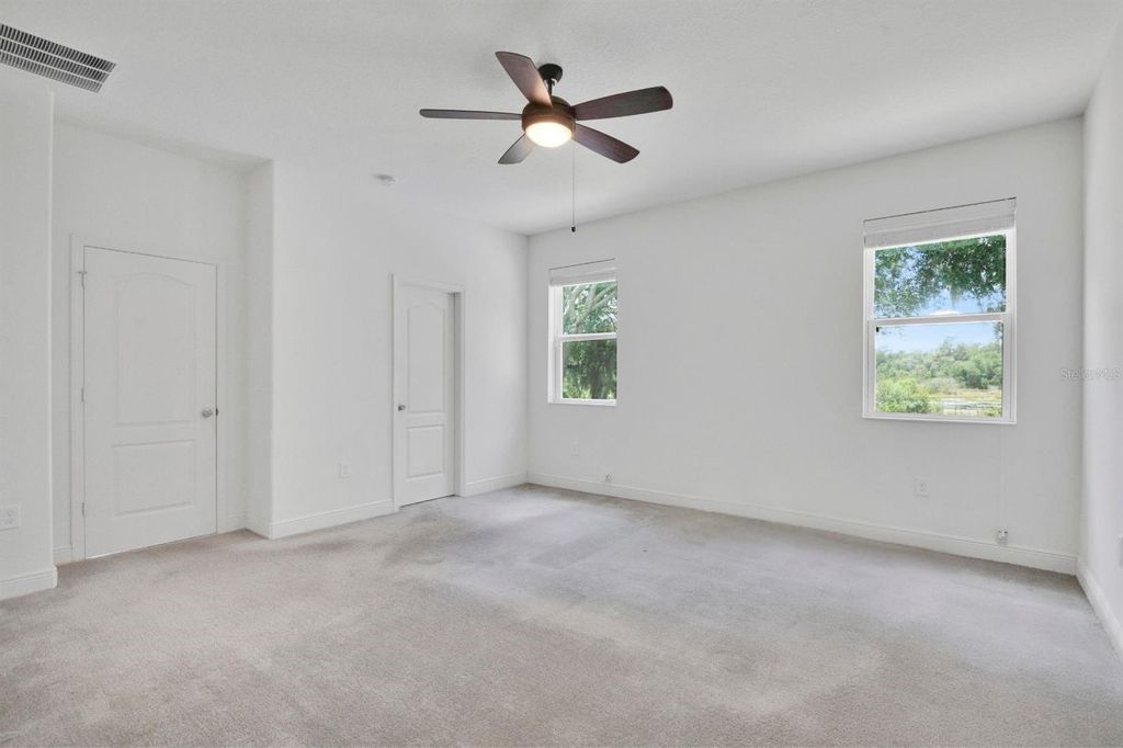Image 10 of property listing at 14254 SERANOA DRIVE, Orlando, FL 32824