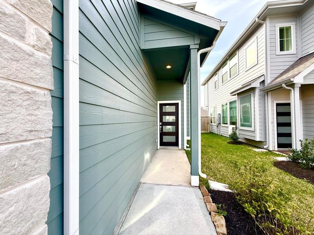 620 Silver Pear Court, Montgomery, TX 77316