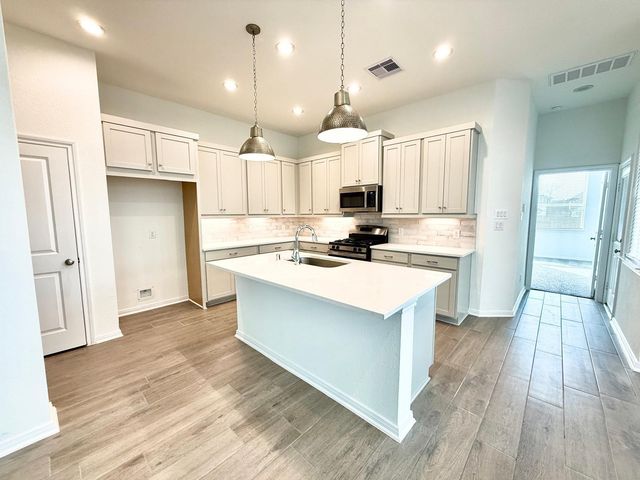 620 Silver Pear Court, Montgomery, TX 77316