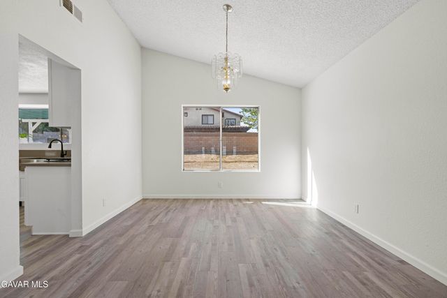 4554 Moonraker Road, Palmdale, CA 93552