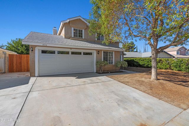 4554 Moonraker Road, Palmdale, CA 93552