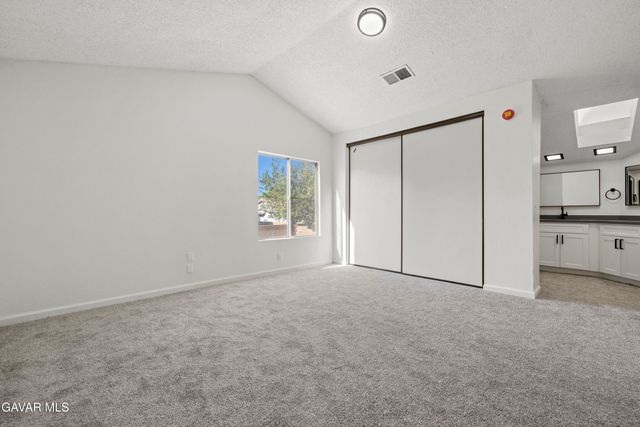 4554 Moonraker Road, Palmdale, CA 93552