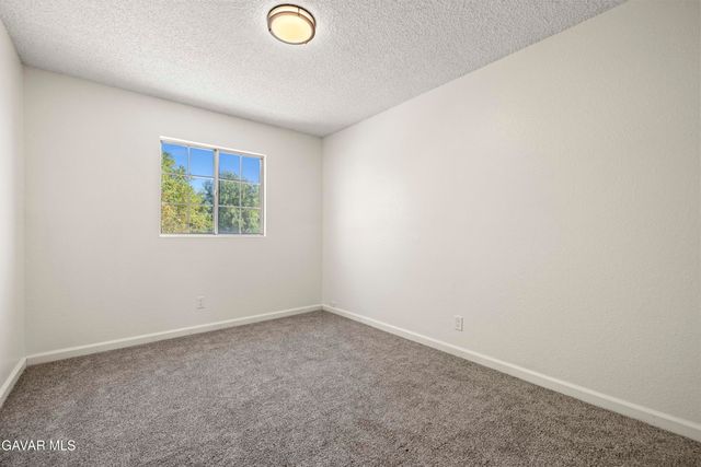 4554 Moonraker Road, Palmdale, CA 93552