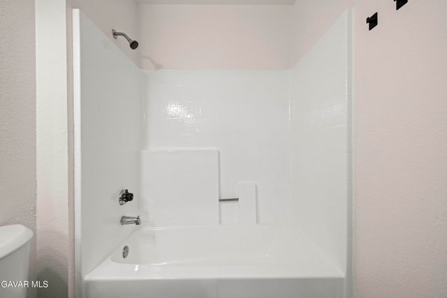 4554 Moonraker Road, Palmdale, CA 93552