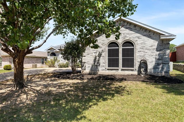 3512 Valley Forge, Sachse, TX 75048