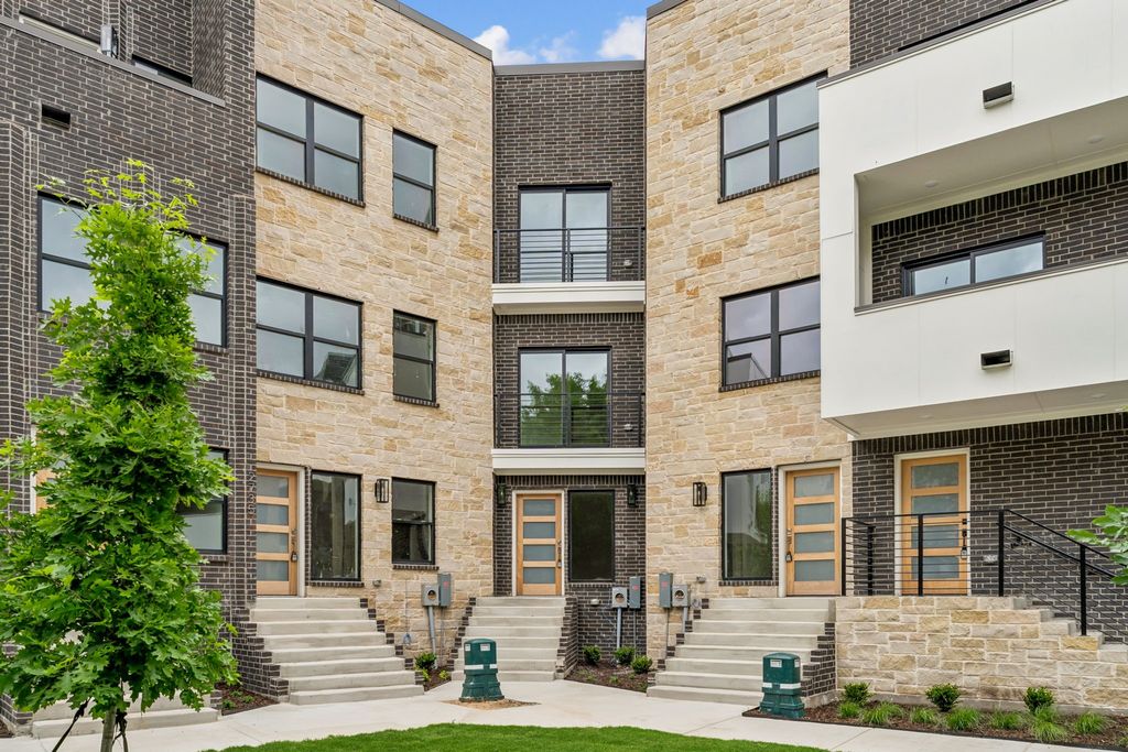 2721 Azalea Park Circle, Fort Worth, TX 76107