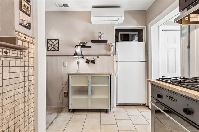 138 Robinson RD, Hampton, VA 23661