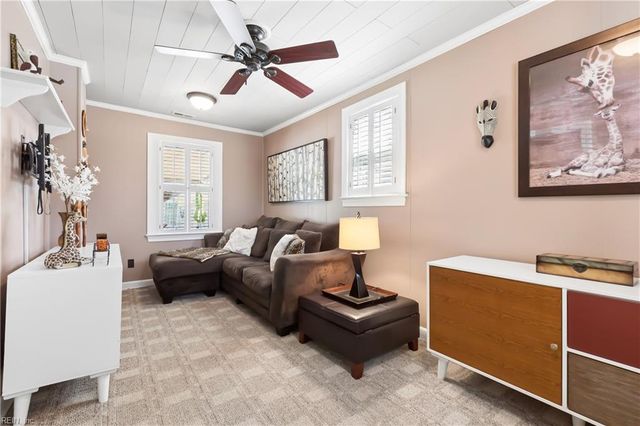 138 Robinson RD, Hampton, VA 23661