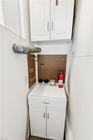 138 Robinson RD, Hampton, VA 23661