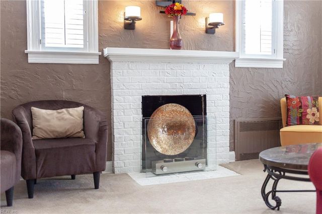 138 Robinson RD, Hampton, VA 23661