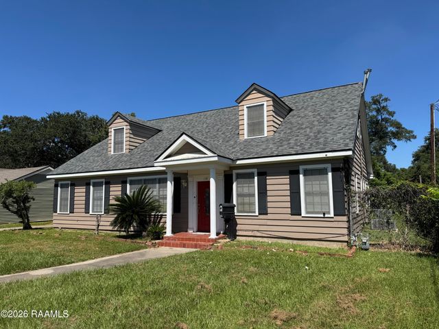 118 W Lawrence Street, New Iberia, LA 70563