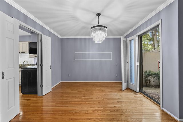 1189 Glenpointe Court, Bloomfield Hills, MI 48304