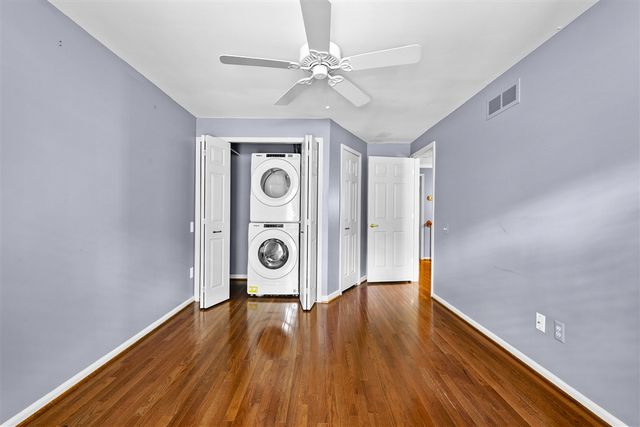 1189 Glenpointe Court, Bloomfield Hills, MI 48304