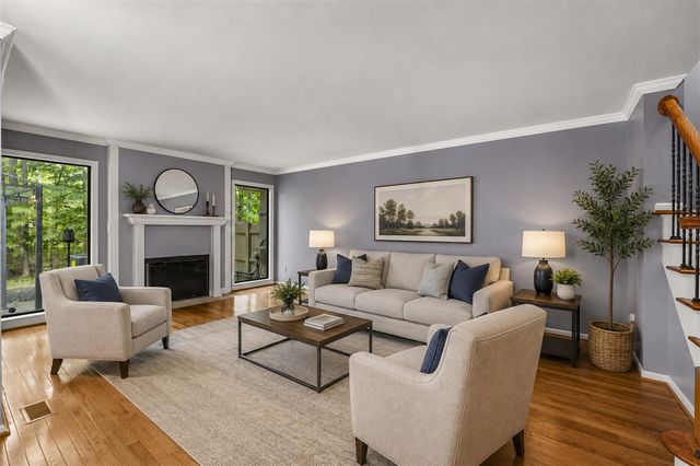 1189 Glenpointe Court, Bloomfield Hills, MI 48304