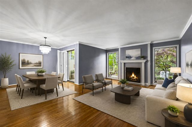 1189 Glenpointe Court, Bloomfield Hills, MI 48304