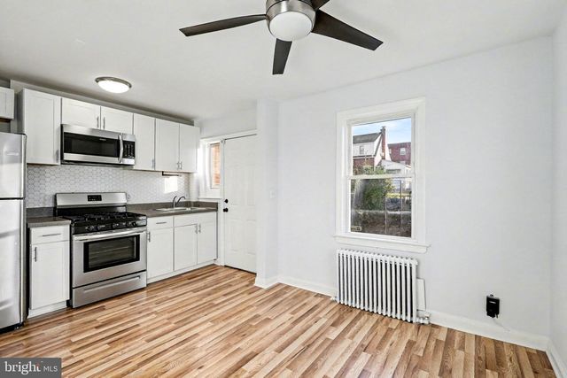 3334 10TH PL SE, Washington, DC 20032