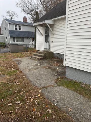 48 Wilson St 48, Billerica, MA 01862