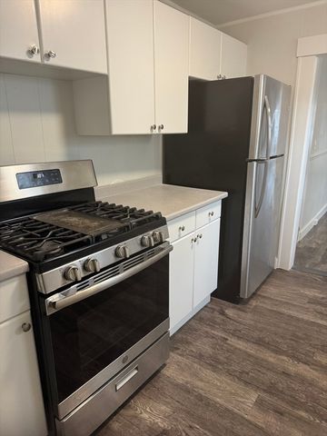 48 Wilson St 48, Billerica, MA 01862