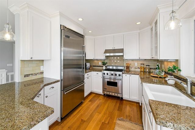 1238 3rd Avenue N, Seattle, WA 98109