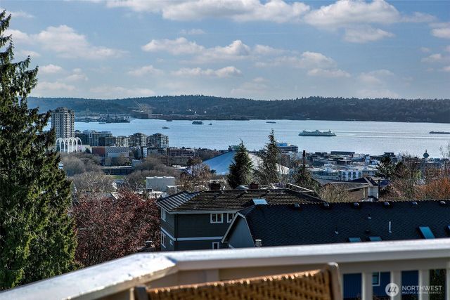 1238 3rd Avenue N, Seattle, WA 98109