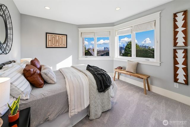 1238 3rd Avenue N, Seattle, WA 98109