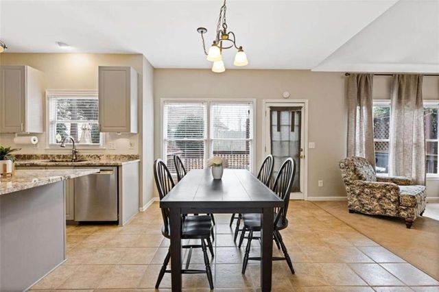 2120 Blackhawk Trail, Lawrenceville, GA 30043