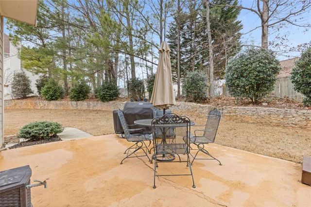 2120 Blackhawk Trail, Lawrenceville, GA 30043