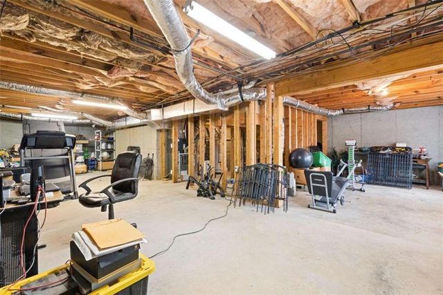 2120 Blackhawk Trail, Lawrenceville, GA 30043